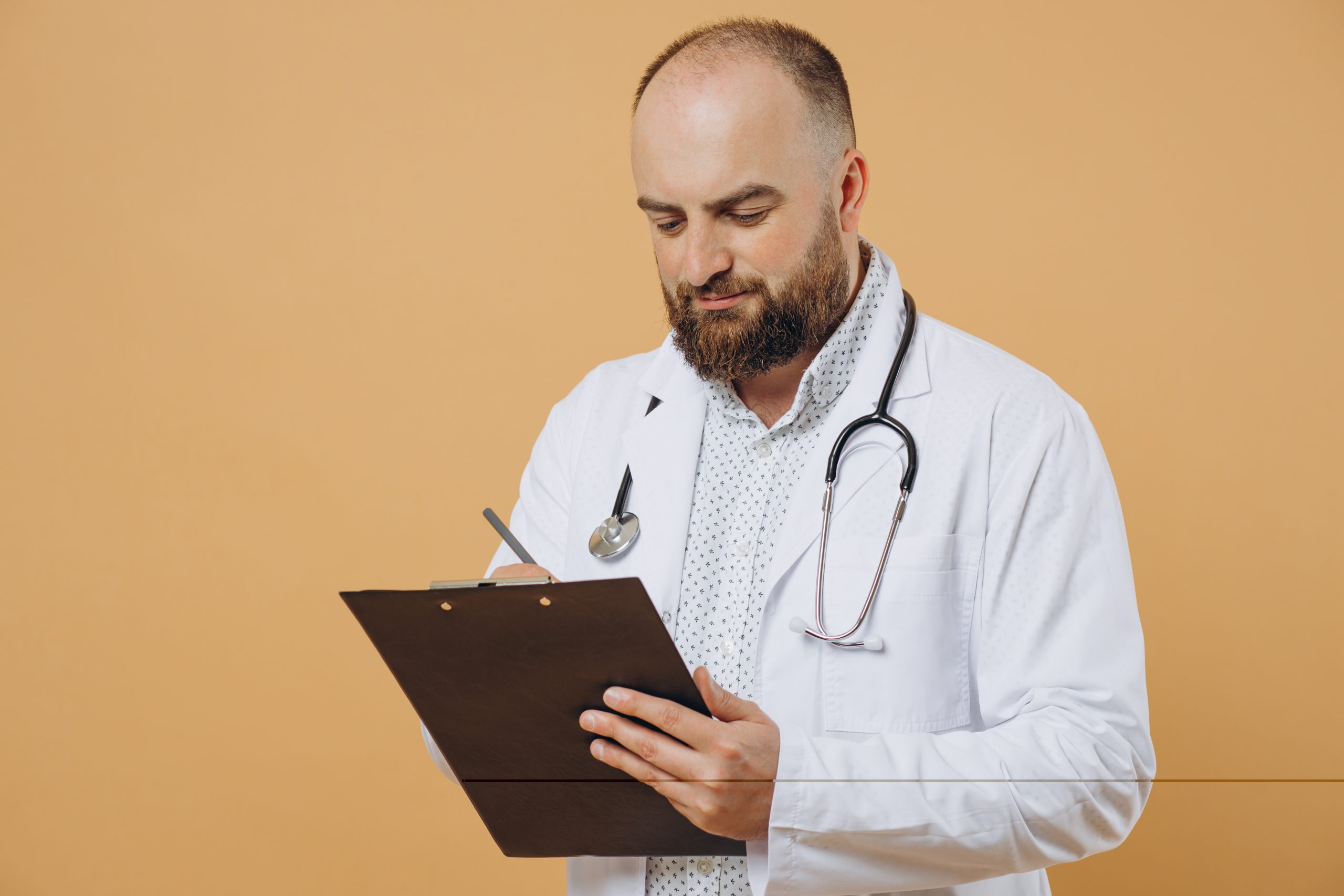 Aposentadoria Especial para Médicos (2025): confira o guia completo